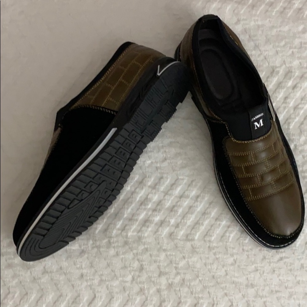 Men’s leather sneaker loafer. - Picture 2 of 4